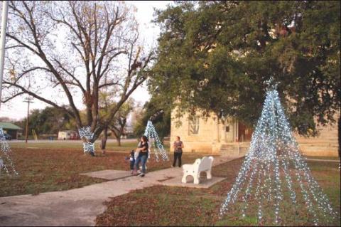 CHRISTMAS LIGHTS SPARKLE IN BANDERA