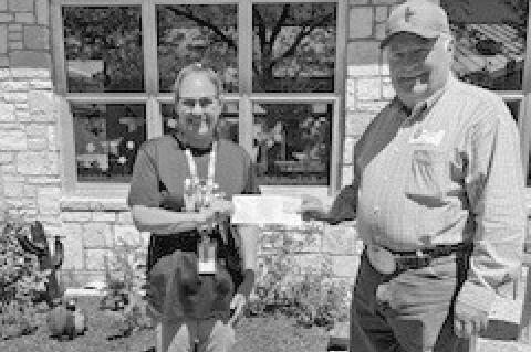Alkek receives garden Grant from Texas Farm Bureau